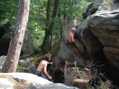 Escalade en forêt de Fontainebleau / © Steve Stillman