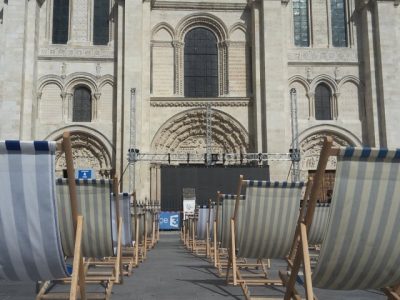 Place de la basilique Saint-Denis / © Ville de Saint-Denis