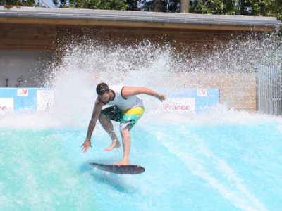 Vague à surf de Cergy / Crédit : Romain Berland