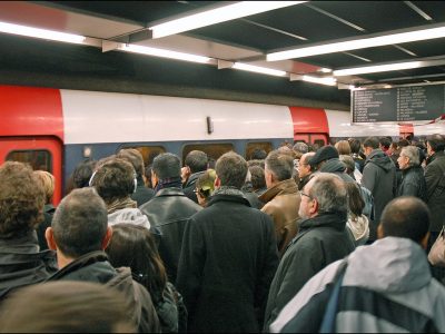 Les quais du RER / © Jean Pierre Dalbéra - Flickr