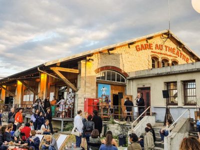 Gare au théâtre / DR