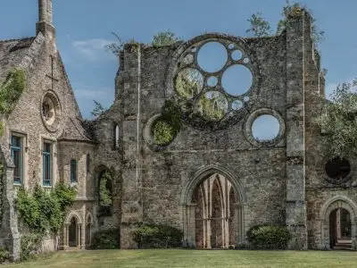 Abbaye des Vaux-de-Cernay - L'Océan Vert / © Jean-Fabien Leclanche pour Enlarge Your Paris