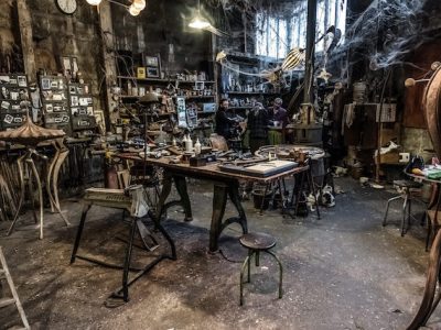 Atelier de Nicolas Cesbon au sein de la Briche à Saint-Denis / © Jean-Fabien Leclanche pour Enlarge your Paris