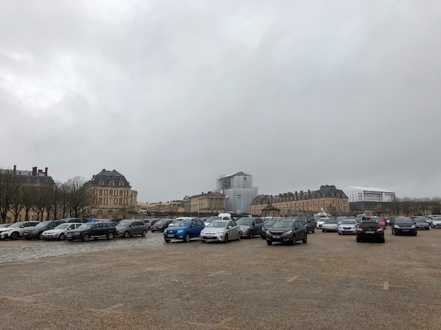 Le parking de la Grande Armée à Versailles / © Jean-Fabien Leclanche pour Enlarge your Paris