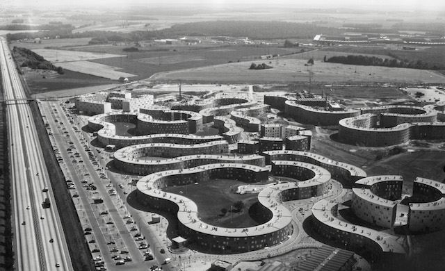 Les Courtillières à Pantin en 1964 - architecte M. Aillaud / © Jean Bruchet