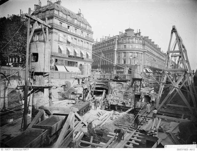 Construction de la station de métro Opéra en 1903 / © RATP