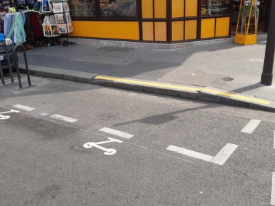 Un parking pour trottinettes dans le 4e arrondissement à Paris / © Mairie de Paris