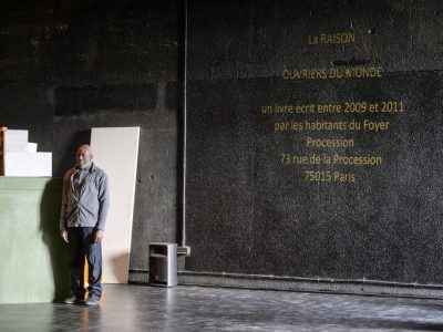 Pièce d’actualité au théâtre de La Commune / @ Willy Vainqueur
