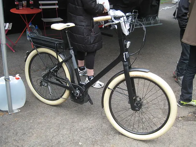 Un vélo électrique / © Sylenius