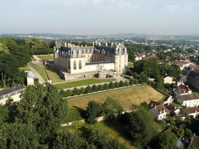 Le château d'Ecouen dans le Val-d'Oise / © RMN