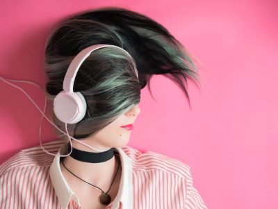 Femme / © Alice Moore (Creative commons - Pixnio)