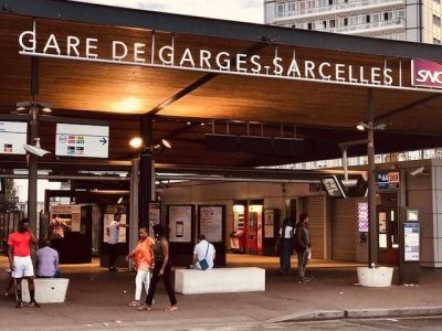 La gare de Garges-Sarcelles où s'est ouvert le 19.59, à la fois bibliothèque, café-restaurant et coworking / @ Réseau d'échange et de restauration