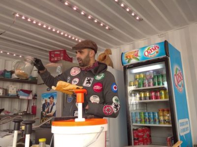 Samir, fondateur d'Une Friterie à Vitry / © Solenn Cordroc'h pour Enlarge your Paris