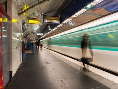 Les quais du métro à Paris / © Barnyz (Creative commons - Flickr)