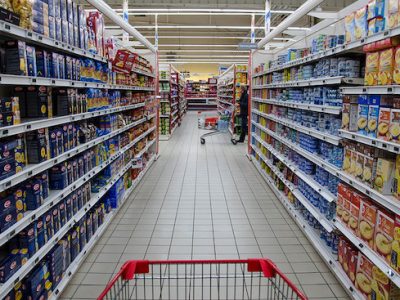 Les rayons d'un supermarché en France / © Chat_44 (Flickr - Creative commons)