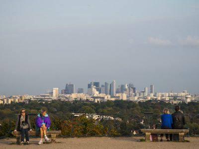 La vue sur La Défense depuis le Grand Parterre du château de Saint-Germain-en-Laye / © Jérômine Derigny pour Enlarge your Paris