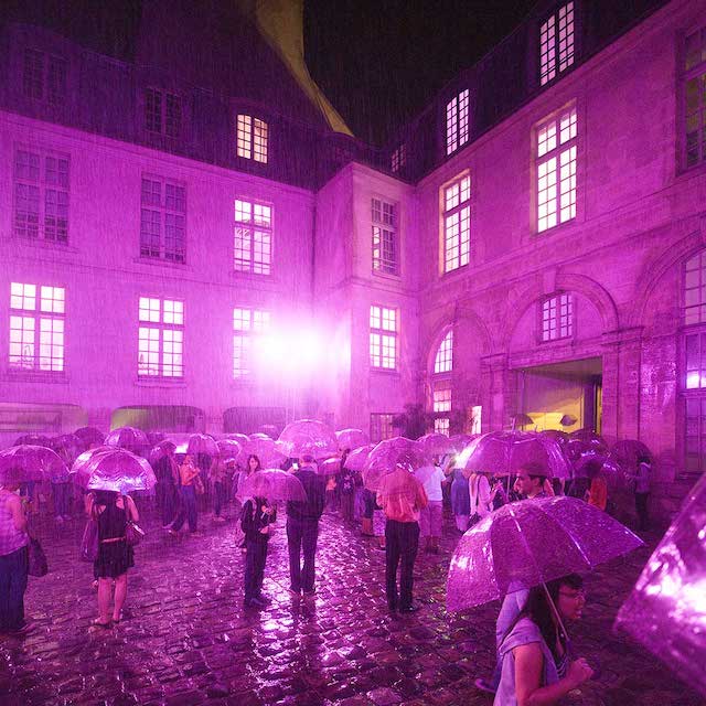L'installation Purple Rain programmée du 30 juillet au 2 août dans le cadre du festival Paris l'été / © Paris l'été