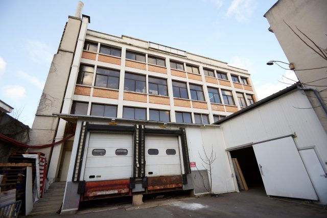 L'ancienne usine de salaisons Busso au Pré-Saint-Gervais où l'association Soukmachines a ouvert la friche du Préàvie / © Soukmachines