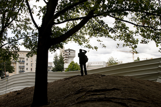 Jour 11. Chantier de la gare du Blanc-Mesnil depuis le parc Jacques Duclos / © Jérômine Derigny pour Enlarge your Paris