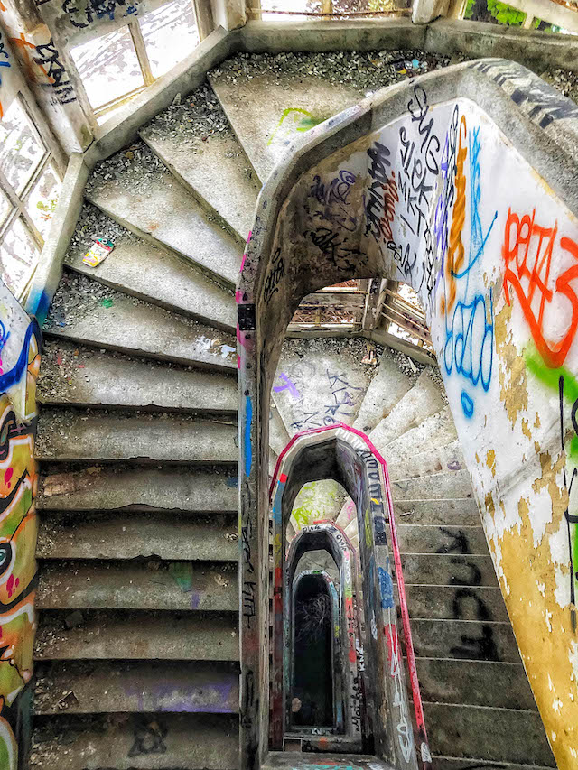 Sanatorium d'Aincourt dans le Val-d'Oise / © Julien Fréchin