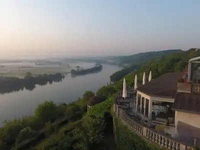 Le panorama sur la Seine et le Parc naturel régional du Vexin depuis le Domaine de la corniche à Rolleboise / © Domaine de la corniche