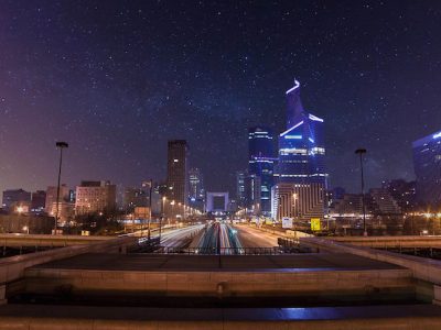 Le quartier de La Défense où Jean-Michel Jarre s'est produit en 1990 / © Bastien Mejane (Flickr - Creative commons)