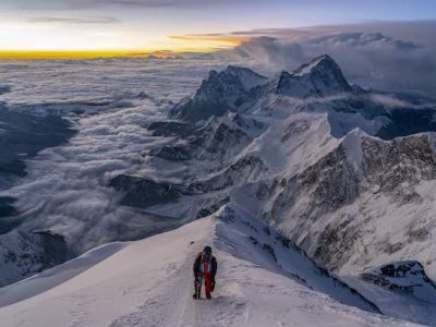 Everest VR fait partie des 8 films en réalité virtuelle proposés par le Centquatre dans le cadre de son service 