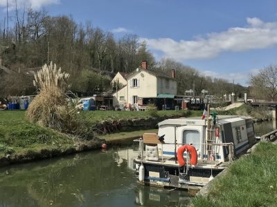 Le long du canal de l'Ourcq / © Vianney Delourme pour Enlarge your Paris