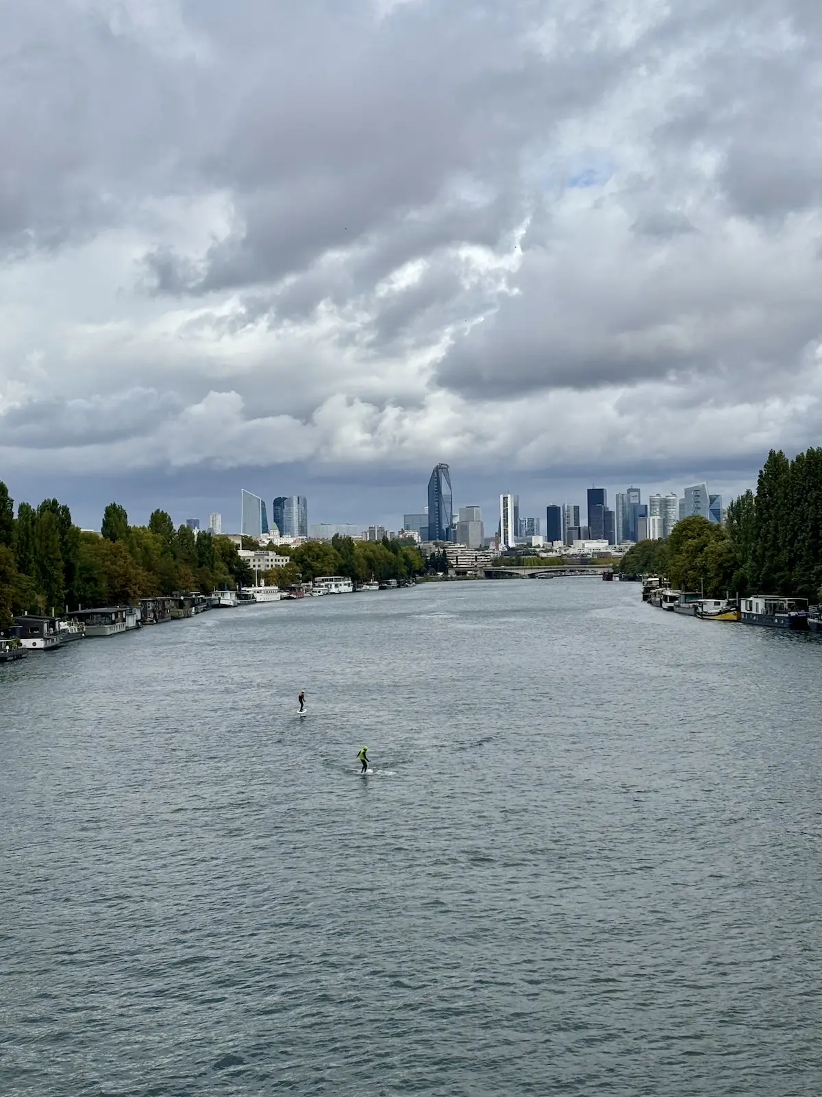 La Défense vue depuis la passerelle de l'Avre / © Vianney Delourme pour Enlarge your Paris