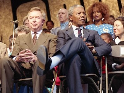 Du 7 au 16 octobre, la MC93 fait vivre sur scène les écrits du prix Nobel de la paix 1993 Nelson Mandela / © Archives de la ville de Montréal (Creative commons - Flickr)