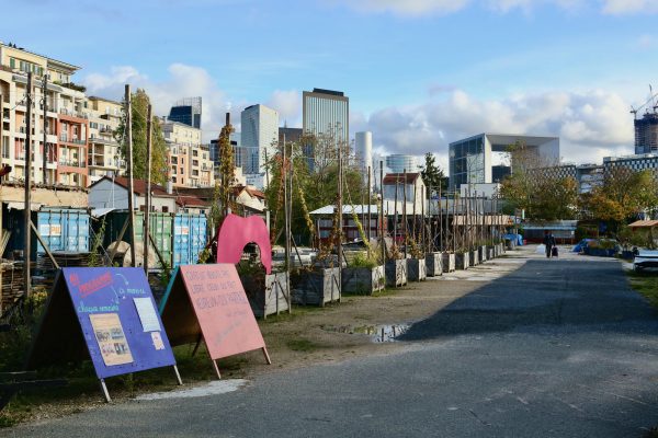 La friche Vive les Groues à Nanterre / Mélanie Rostagnat