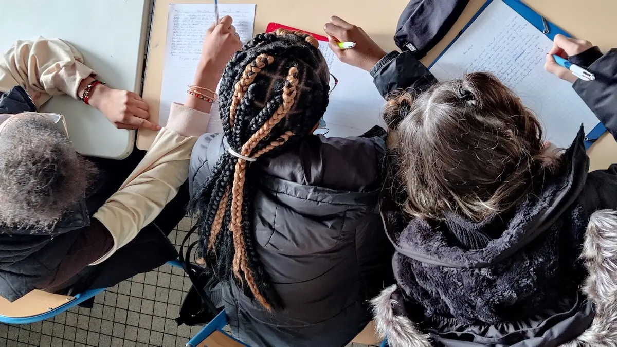 Des élèves de lycée en Seine-Saint-Denis / © Inès Ferrio