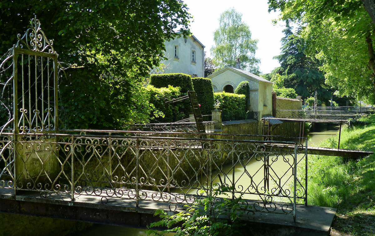 Le village de Crécy-la-Chapelle, départ de la balade / © Red Nick 1968 (Creative commons - Flickr)