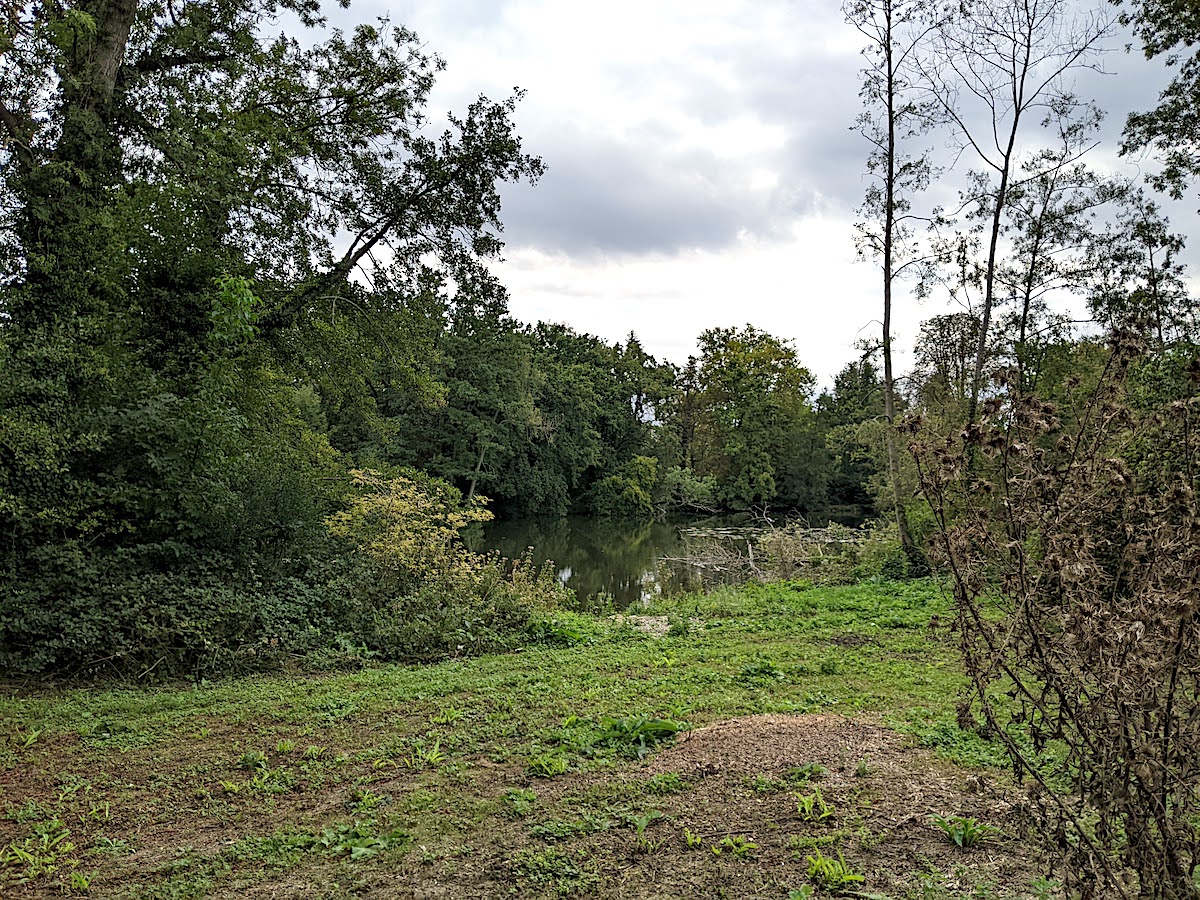 "La vallée de l'Essonne à vélo", une boucle d'une trentaine de kilomètres au départ de la gare de Mennecy / © Rémi Belot pour Enlarge your Paris
