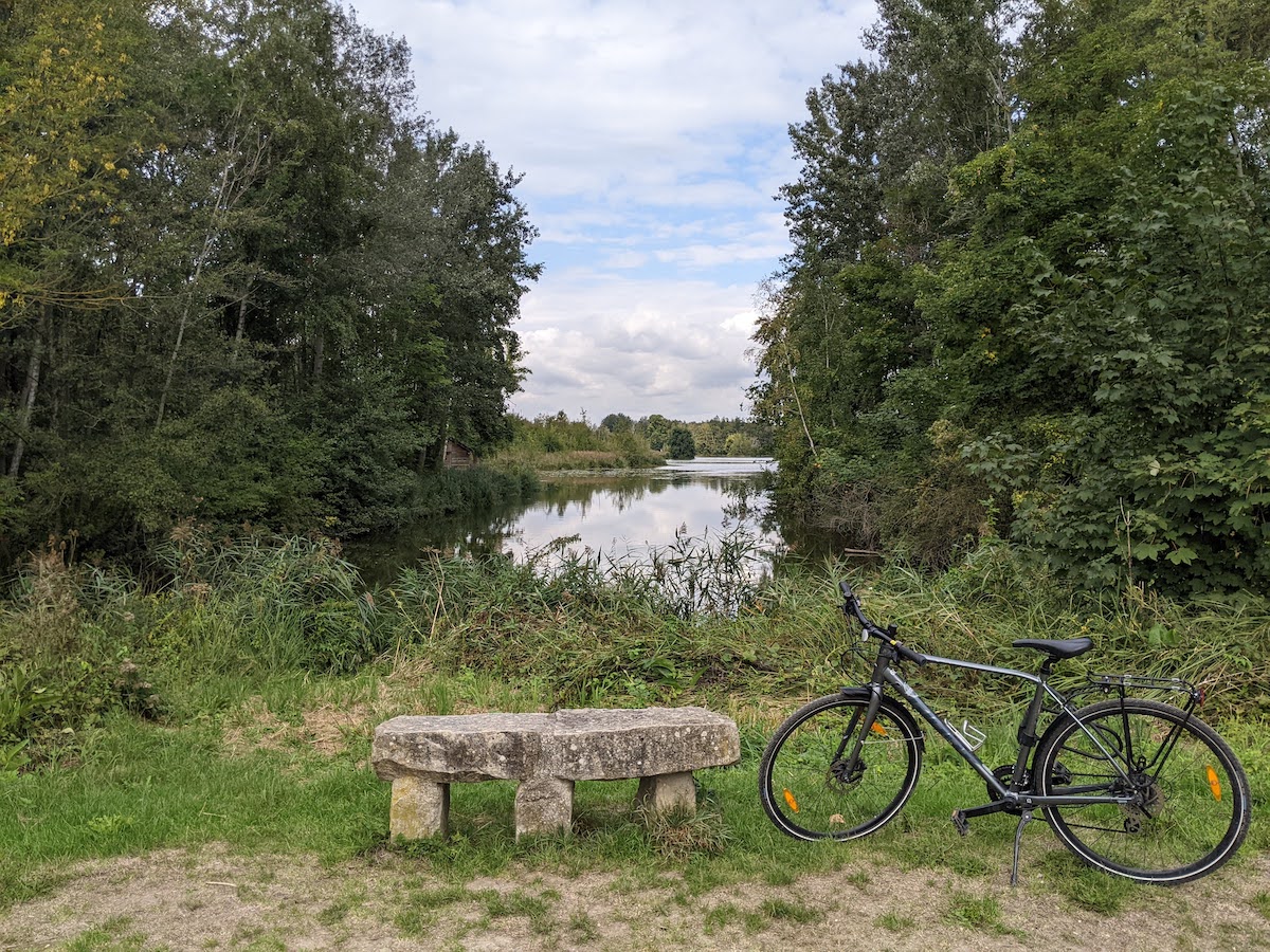 "La vallée de l'Essonne à vélo", une boucle d'une trentaine de kilomètres au départ de la gare de Mennecy / © Rémi Belot pour Enlarge your Paris