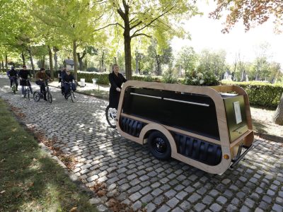 Le corbicyclette, le premier vélo cargo corbillard / © Le Ciel & la Terre