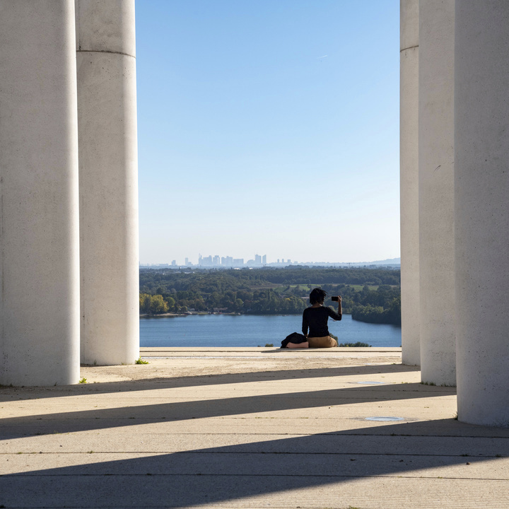 L'Axe majeur à Cergy-Pontoise / © Jérômine Derigny pour Enlarge your Paris