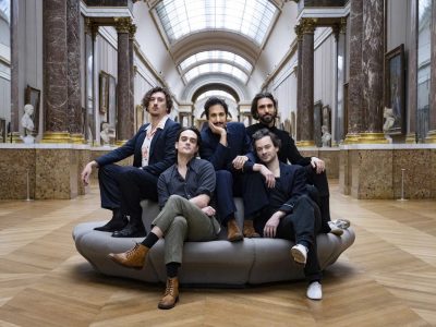 Le groupe Feu! Chatterton entame une résidence au Louvre jusqu'à fin mai / © 2023 Musée du Louvre - Olivier Ouadah