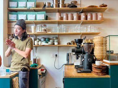 Nam a ouvert le coffee shop vietnamien Hanoï Corner dans le 9e à Paris / Anaïs Lerma pour Enlarge your Paris