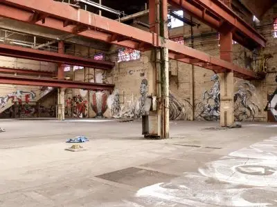 La friche industrielle Babcock à La Courneuve accueillera un concert ce 7 juillet dans le cadre du festival 