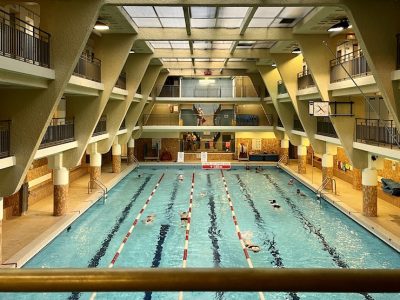 La piscine Rouvet dans le 19e / © Nageuse parisienne