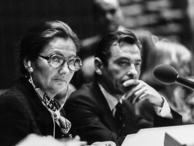 Alors ministre de la santé, Simone Veil avait prononcé le discours pour la dépénalisation de l'IVG en 1974 / © Claude Truong-Ngoc (Wikimedia Commons)