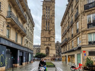 Le sommet de la tour Saint-Jacques à Paris est accessible du printemps à l'automne / © Besopha (Wikimedia commons)