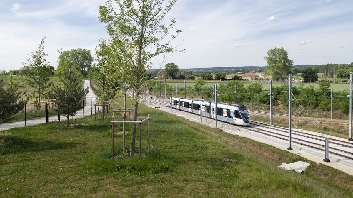 La ligne du tramway T13 relie Saint-Germain-en-Laye à Saint-Cyr-L'Ecole depuis 2022 / © Île-de-France Mobilités - C. Badet