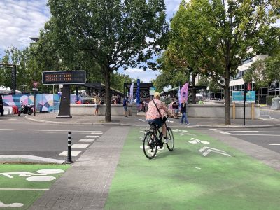 Un cycliste dans le Grand Paris en juillet 2024 / © Collectif Vélo Île-de-France