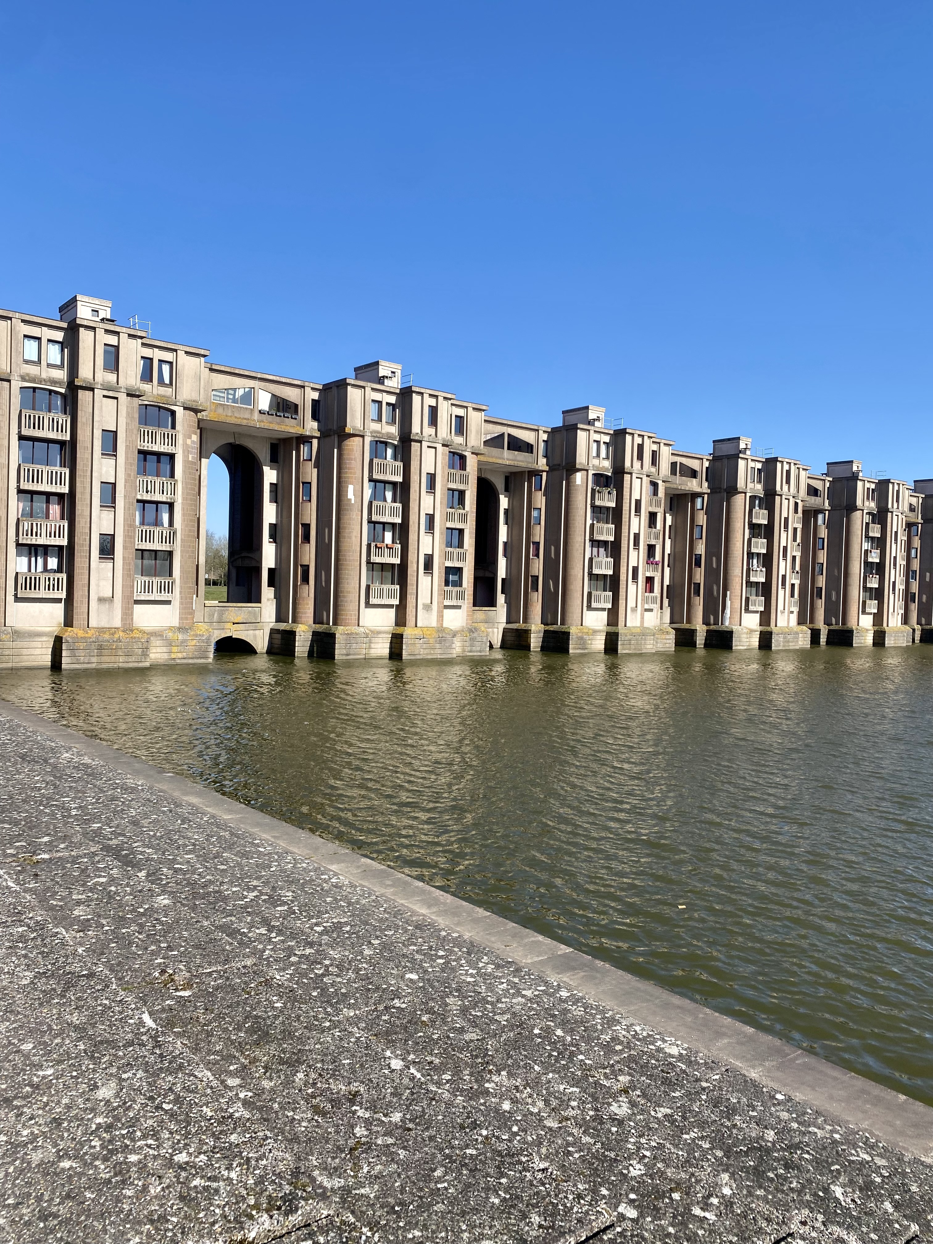 Les Arcades du lac à Montigny-le-Bretonneux / © Vianney Delourme pour Enlarge your Paris