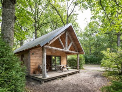 Une cabane, Huttopia Rambouillet. Photo Manu Reyboz