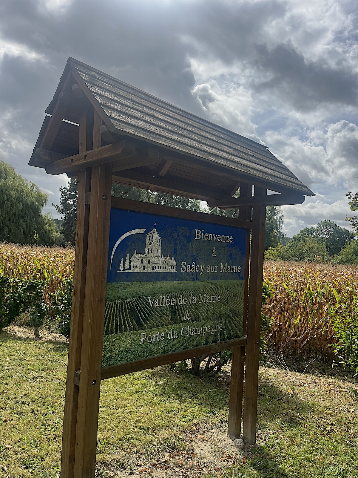 Inauguré le long de la Marne, le GR 15 permet notamment d'aller découvrir les vignes de champagne dans le Grand Paris / © Pauline de Quatrebarbes pour Enlarge your Paris