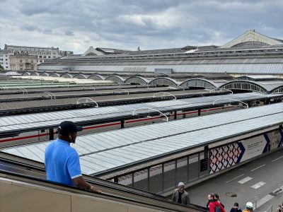 Les quais du CDG Expresse gare de l'Est à Paris. Vianney Delourme pour Enlarge your Paris
