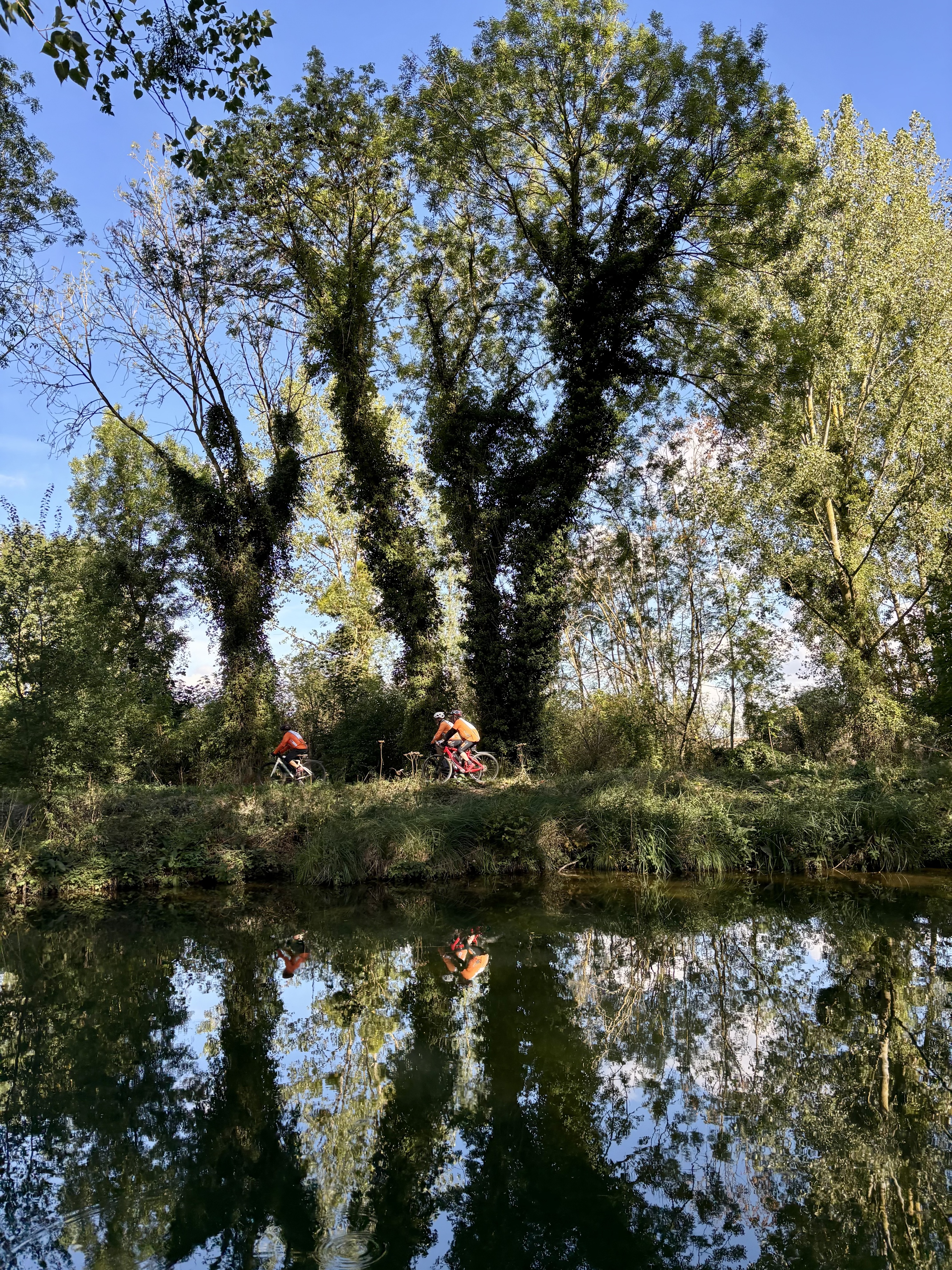 Derrière le canal de l'Ourcq commence le Moulin des marais. Vianney Delourme pour Enlarge your Paris